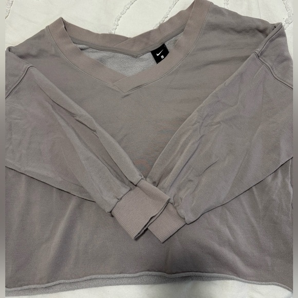 NIKE YOGA LUXE Soft Gray Modal V-Neck Cropped Sweatshirt - Picture 1 of 5